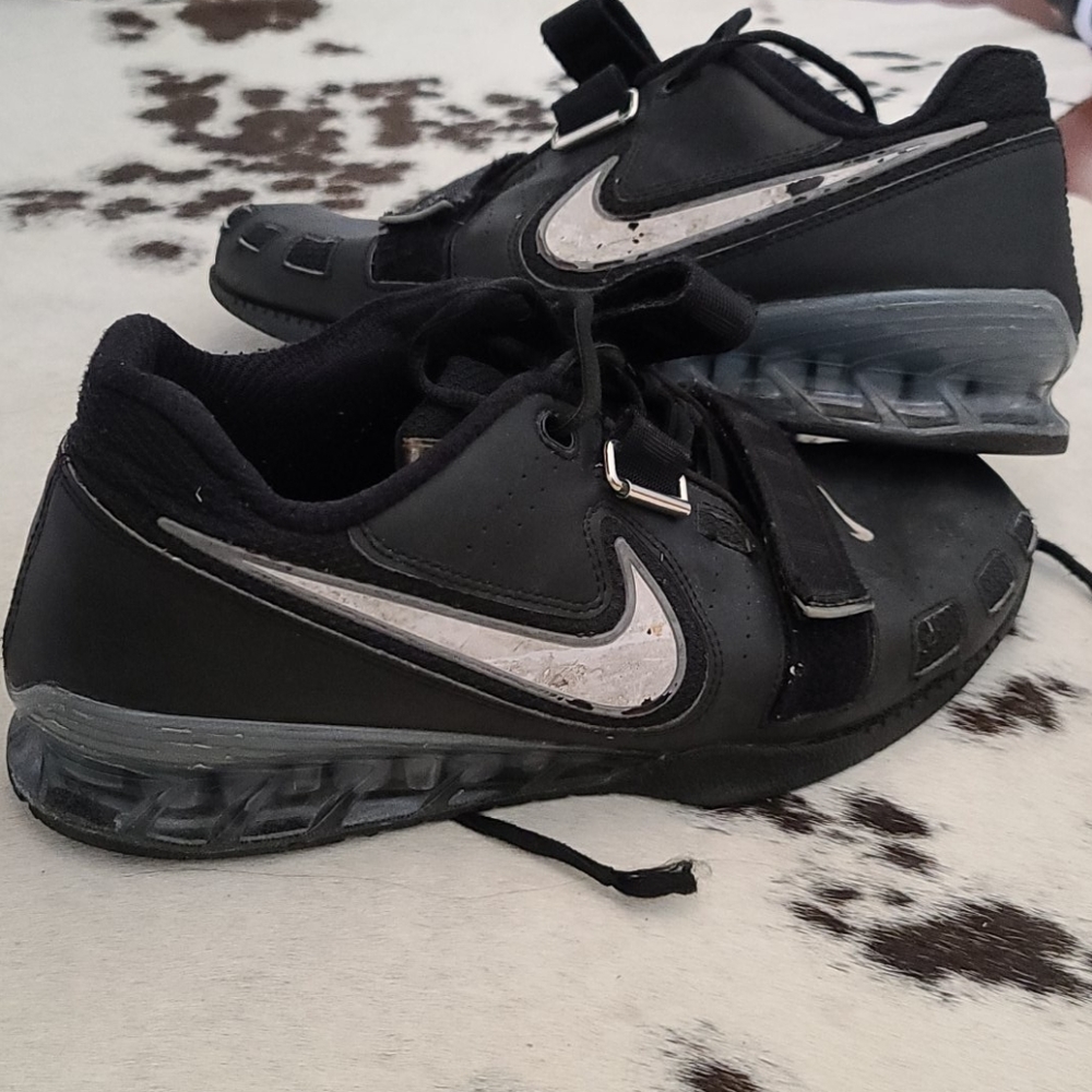 Nike Romaleos 2 Black and White Men's 11